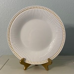 LENOX BUTLER’S PANTRY 11 3/8” DISH WHITE  FLUTED DESIGN CREAM BEADING PERFECT